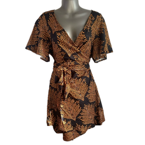 Cupshe Black Floral Faux Wrap Romper NWT Size M SKU0578